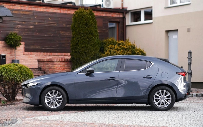 Mazda 3 cena 99000 przebieg: 16400, rok produkcji 2022 z Białystok małe 407